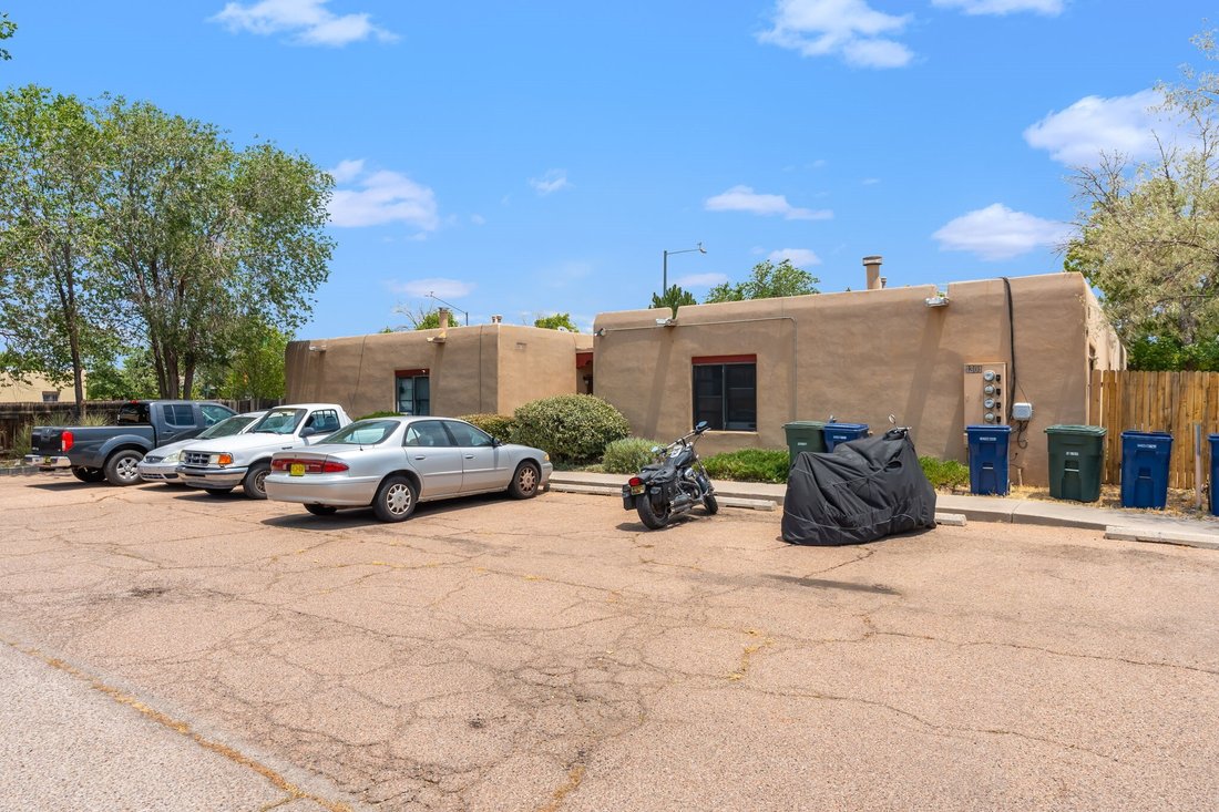 Santa Fe, New Mexico, United States 2 - 18394586