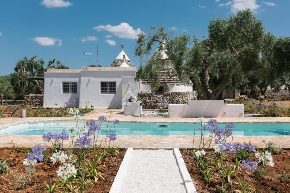 Country House in Ceglie Messapica, Apulia, Italy 1 - 18394329