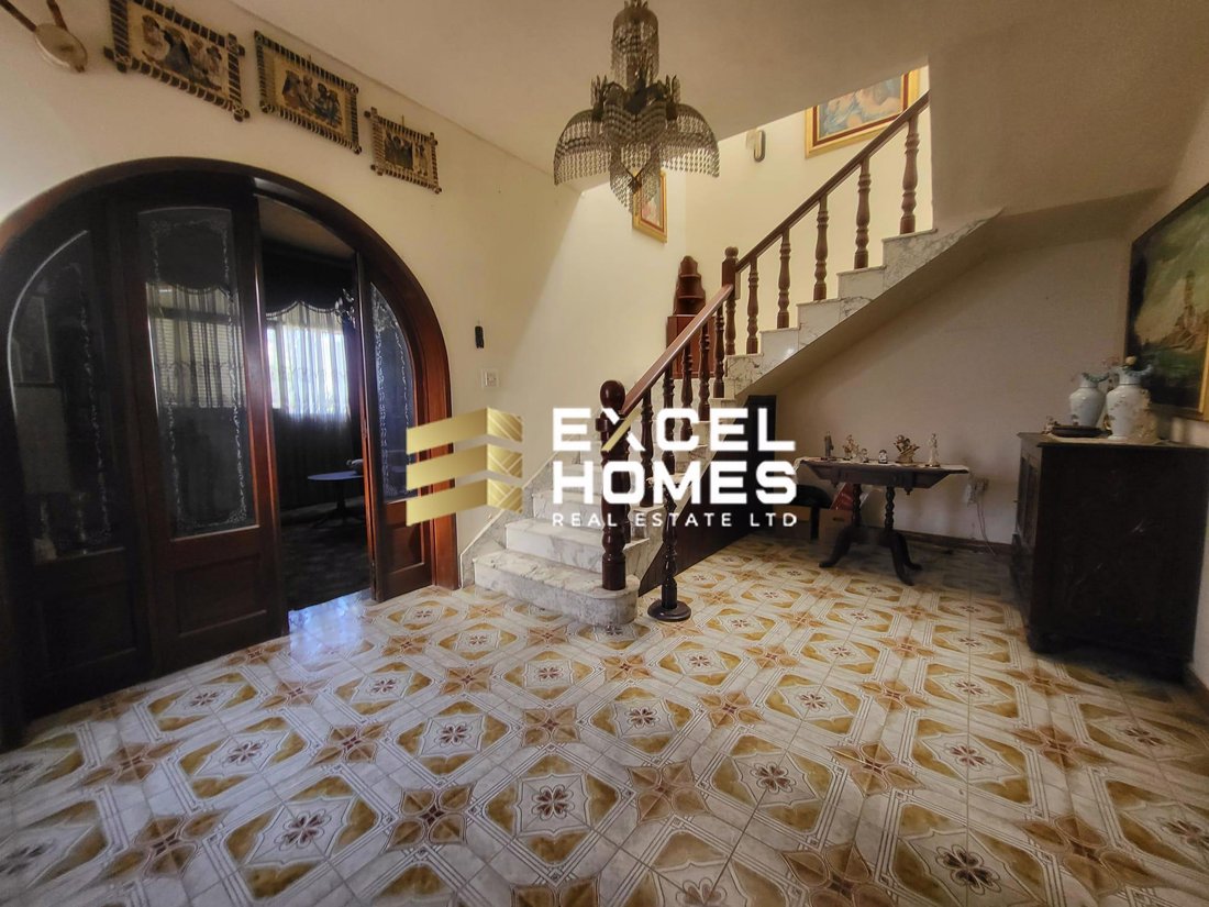 Villa in Santa Venera, Malta 2 - 17655472