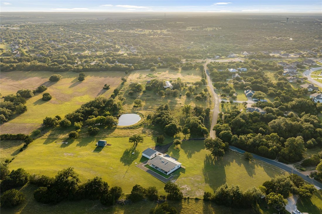 House in Liberty Hill, Texas, United States 2 - 18394363