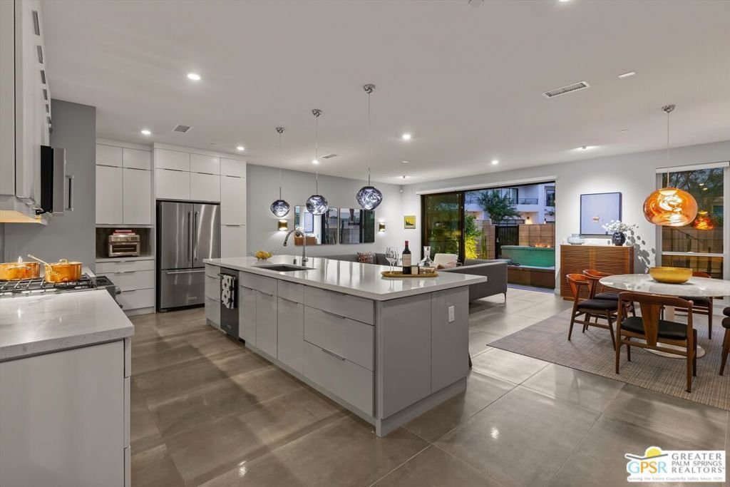 Condo in Palm Springs, California, United States 3 - 18395365