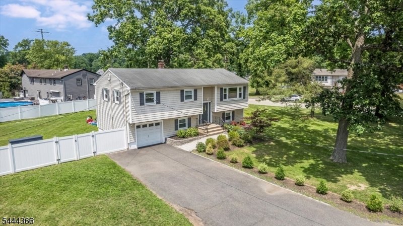 House in East Hanover, New Jersey, United States 2 - 18395803