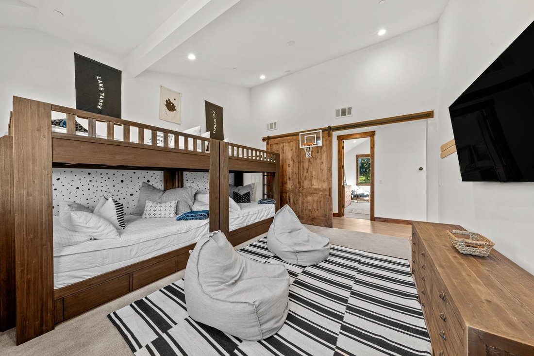 House in Truckee, California, United States 2 - 18327602