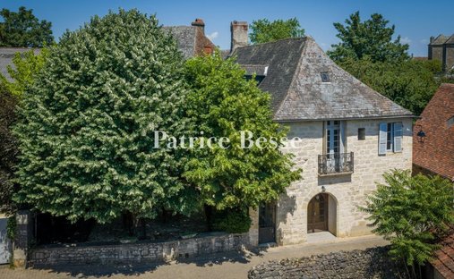 Casa a Arnac-Pompadour, Nuova Aquitania, Francia 1