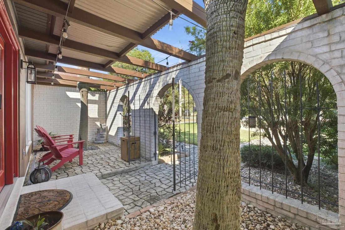 House in Gulf Breeze, Florida, United States 3 - 18394021