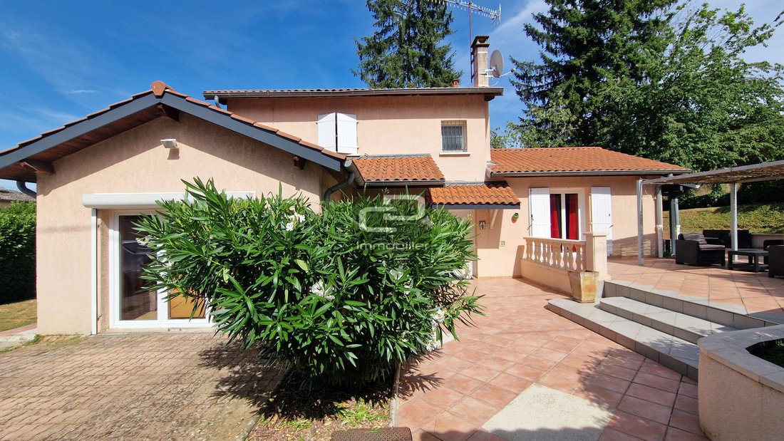 House in Saint-Romain-au-Mont-d'Or, Auvergne-Rhône-Alpes, France 1 - 17813021