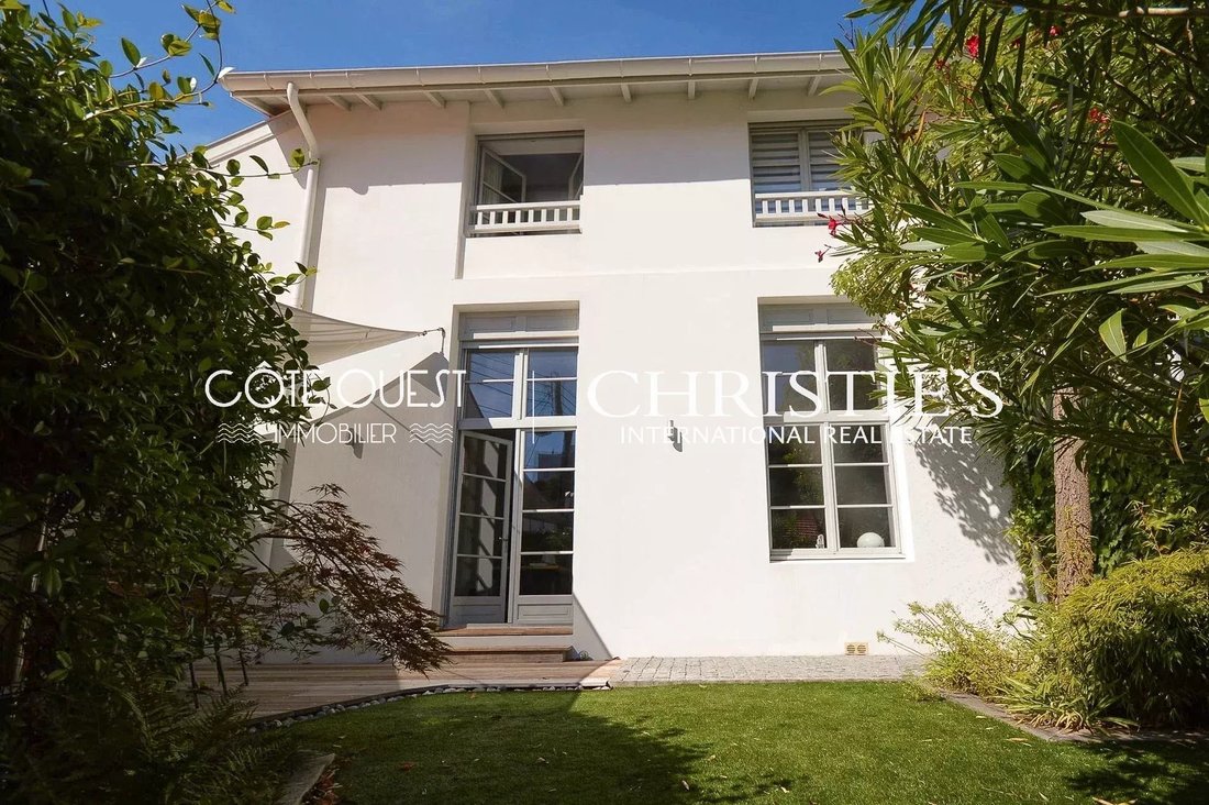 Villa in Biarritz, Nouvelle-Aquitaine, France 2 - 18392958