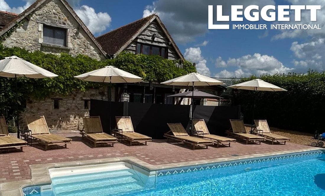 House in Vernantes, Pays de la Loire, France 1 - 18392389