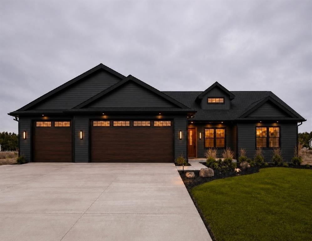 House in Eau Claire, Wisconsin, United States 1 - 18394270