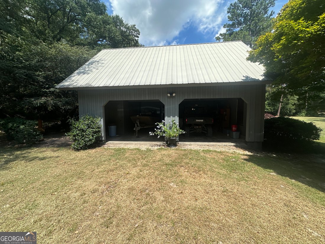 House in Sylvania, Georgia, United States 5 - 18395075
