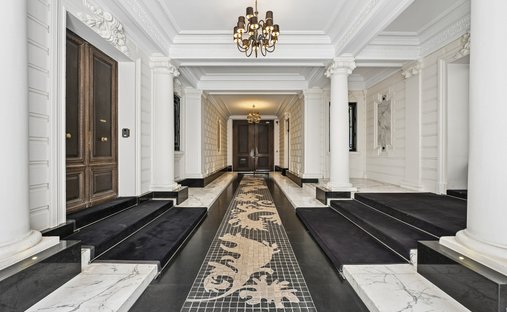 Apartment in Porte Dauphine, Paris 16e Arrondissement, Paris 1