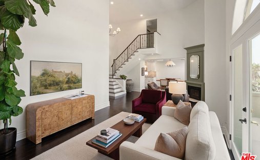 Condo in Los Angeles, California, United States 1