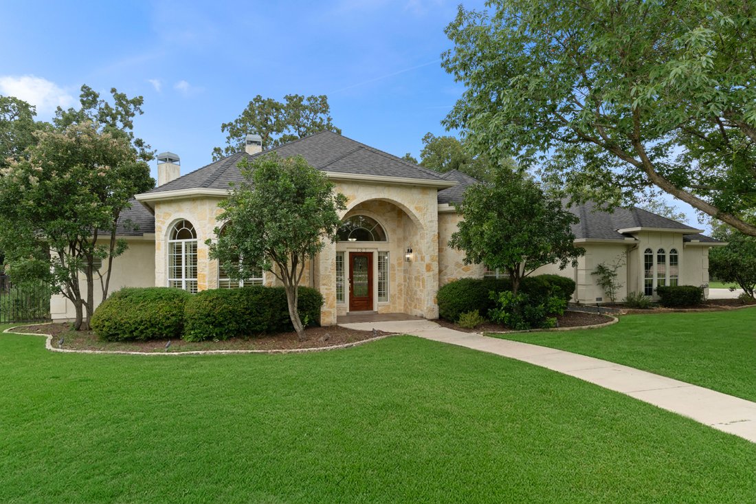 House in Boerne, Texas, United States 5 - 18391911