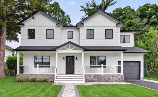 House in Massapequa, New York, United States 1