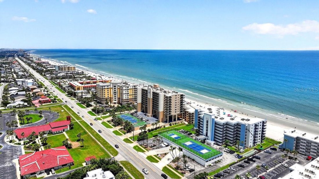 Condo in New Smyrna Beach, Florida, United States 3 - 18394843