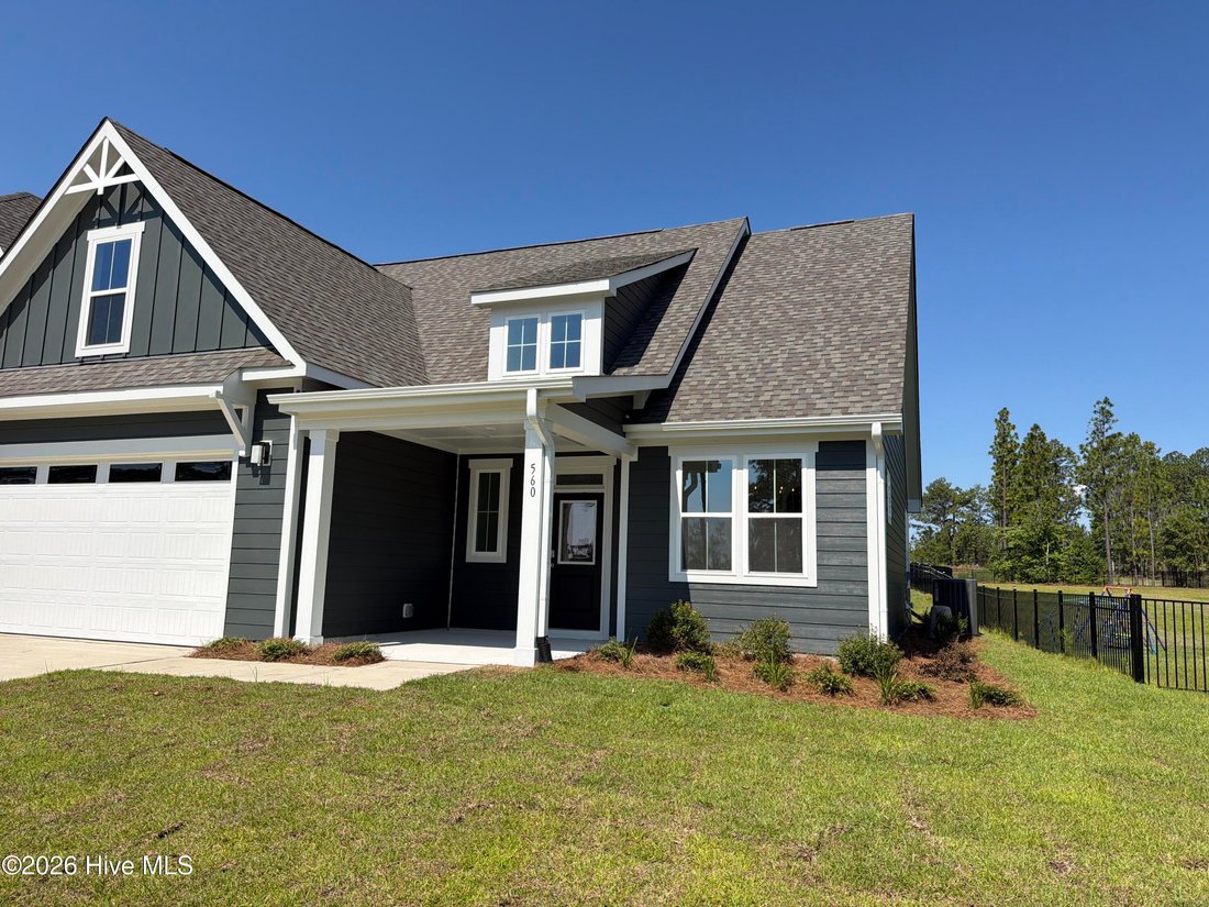 House in Aberdeen, North Carolina, United States 4 - 18066078