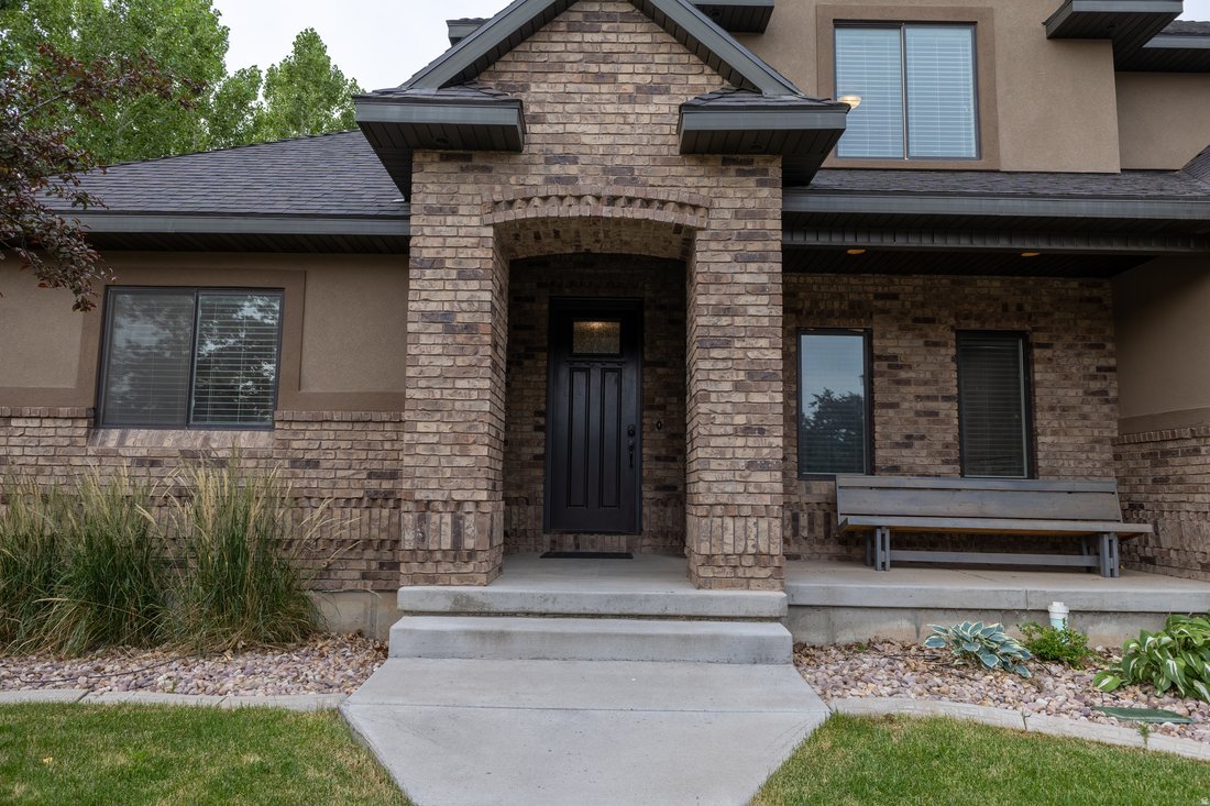 House in Vernal, Utah, United States 2 - 18390282