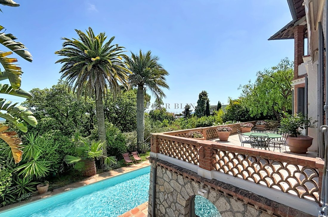 Villa in Cannes, Provence-Alpes-Côte d'Azur, France 2 - 18392394