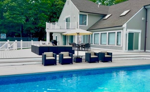 Westhampton, New York, United States 1