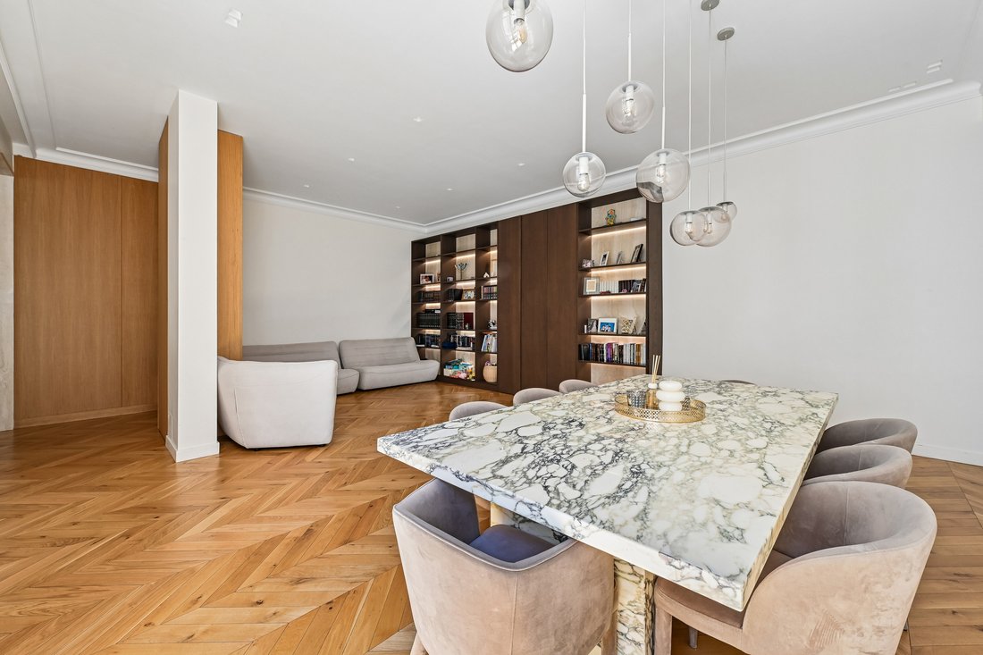 Wohnung in Porte Dauphine, Paris 16e Arrondissement, Paris 4 - 18392610