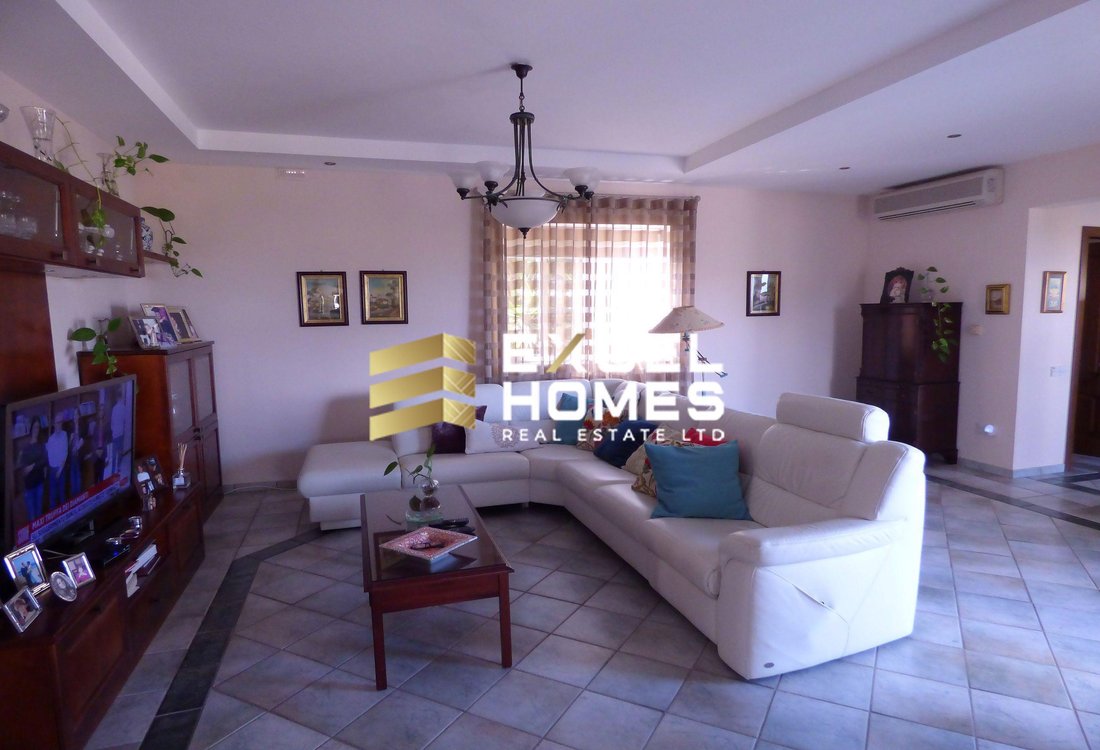 Bungalow in Mellieha, Malta 2 - 16018725