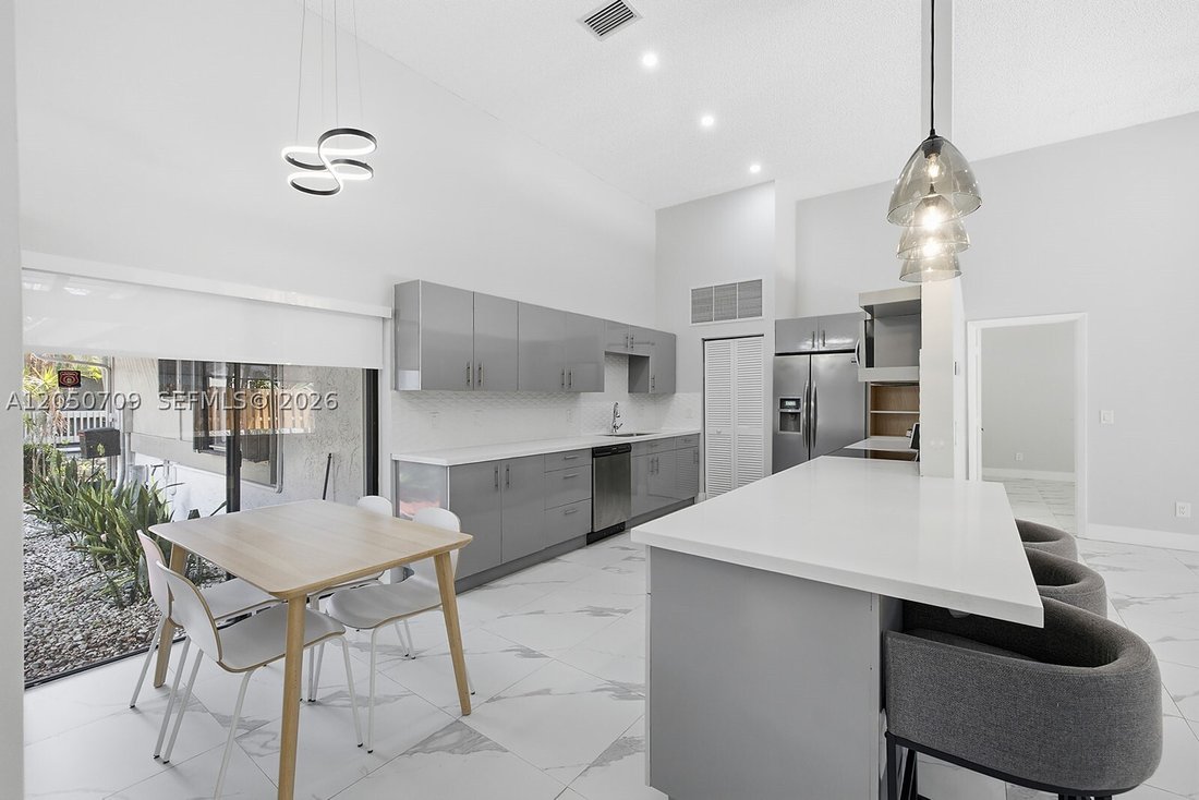 House in Hallandale Beach, Florida, United States 1 - 18396166