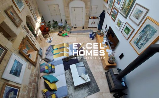 House in Ħal Għargħur, Malta 1