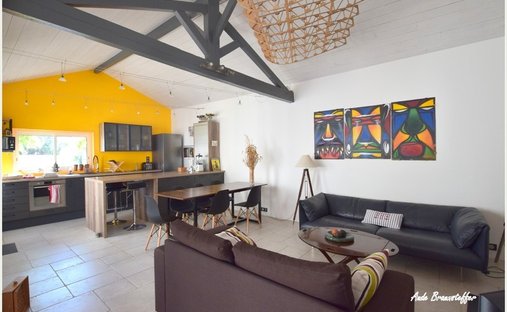 Haus in Sankt-Klement-des-Walen, Neu-Aquitanien, Frankreich 1