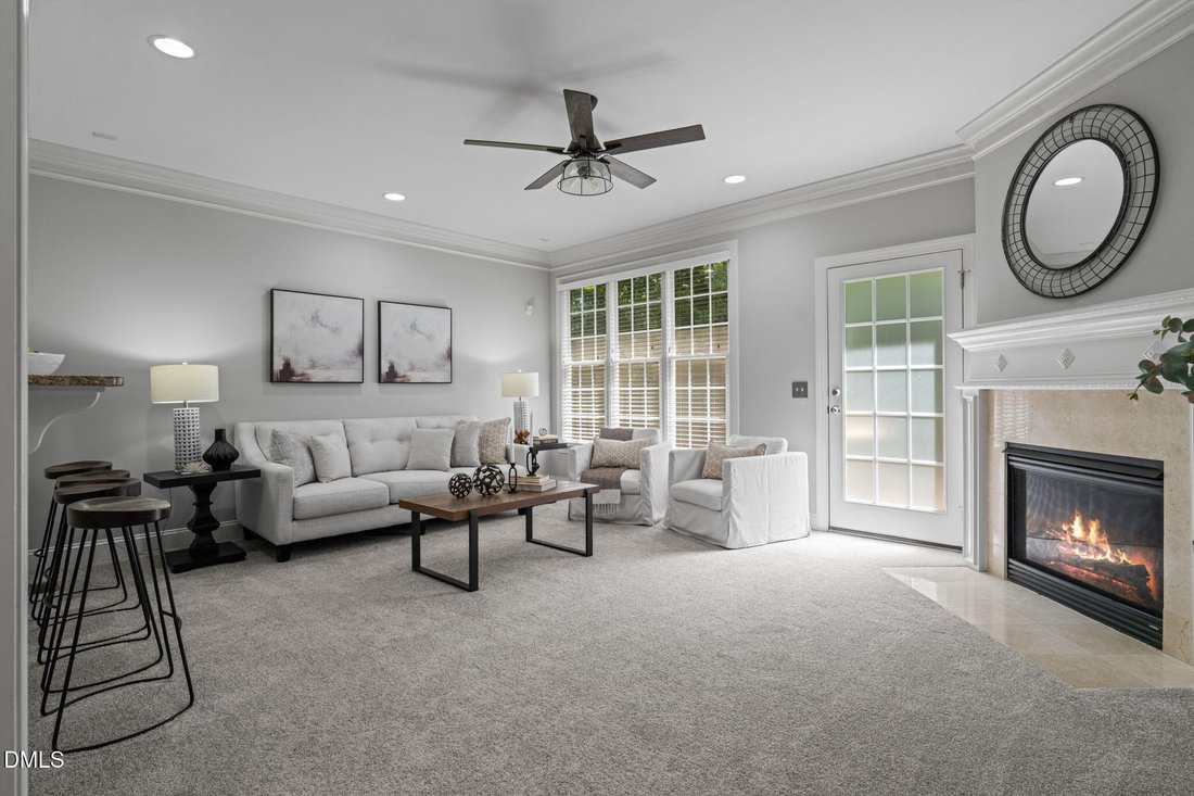 Townhouse in Raleigh, North Carolina, United States 3 - 18390638