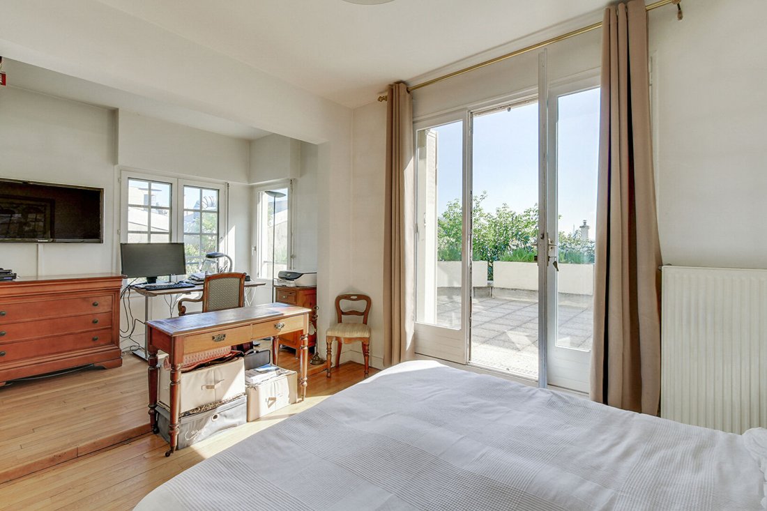 House in Plateau Ouest, Suresnes, France 3 - 18125624