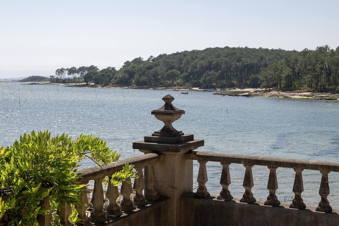 Villa in Vilagarcia de Arousa, Galicia, Spain 2 - 18390741