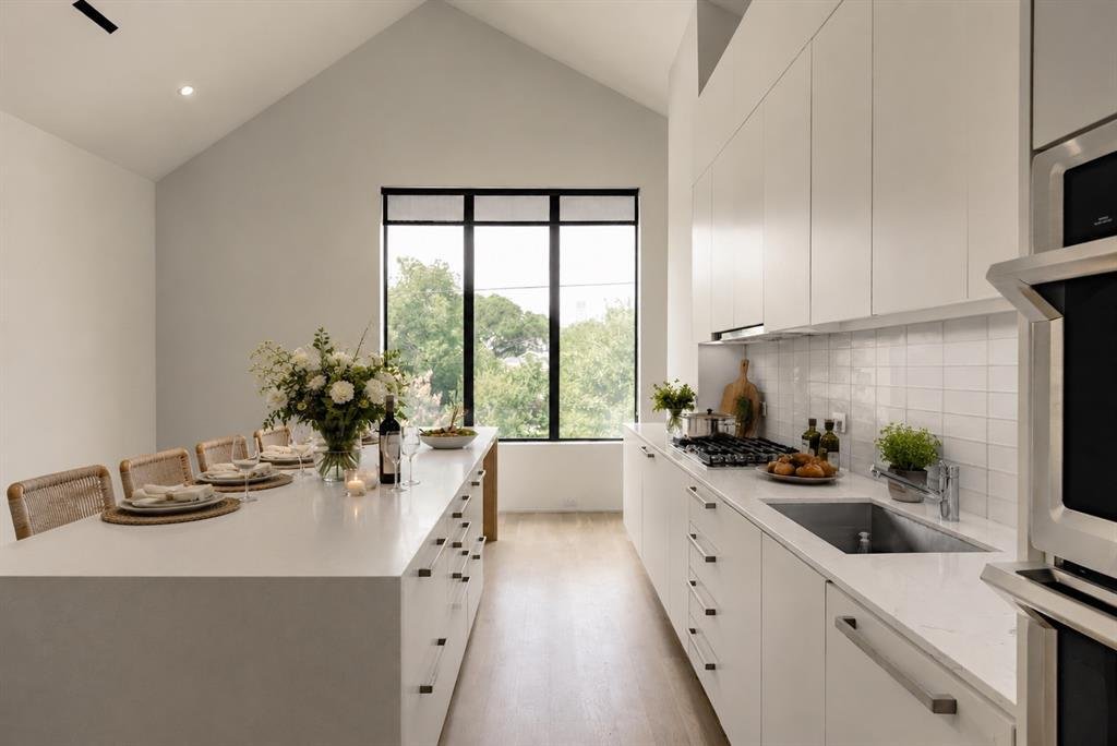 Condo in Dallas, Texas, United States 5 - 18396389