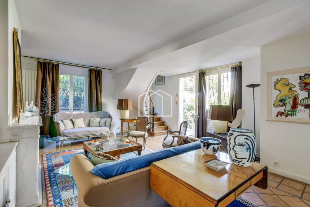 House in Plateau Ouest, Suresnes, France 1 - 18125624