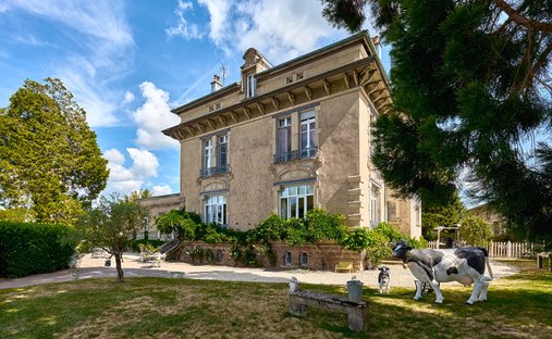 Villa in Luxeuil-les-Bains, Bourgogne – Franche-Comté, France 1