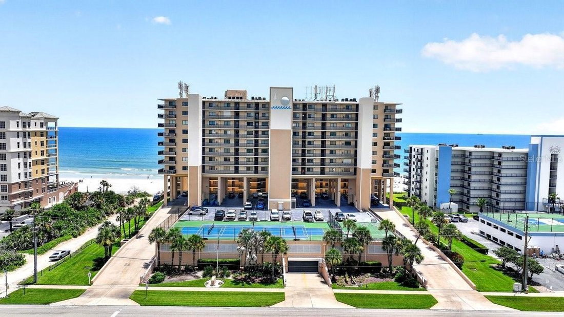 Condo in New Smyrna Beach, Florida, United States 1 - 18394843