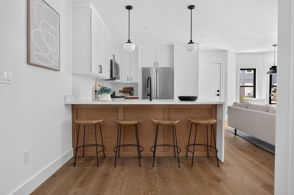 Condo in Somerville, Massachusetts, United States 5 - 18395732