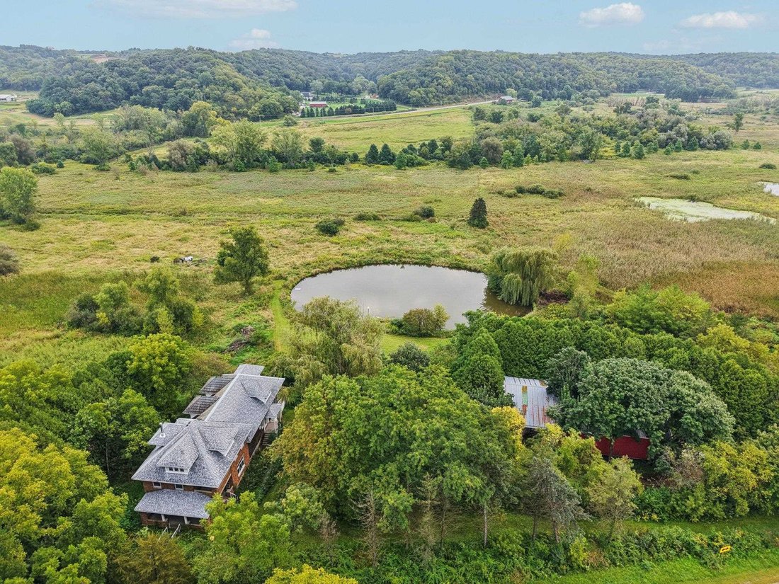 House in Black Earth, Wisconsin, United States 3 - 18394034