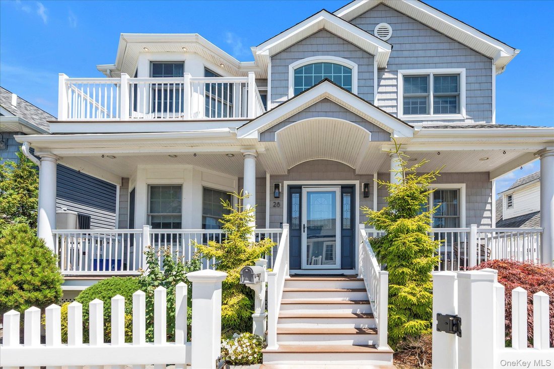 House in Long Beach, New York, United States 1 - 18396880