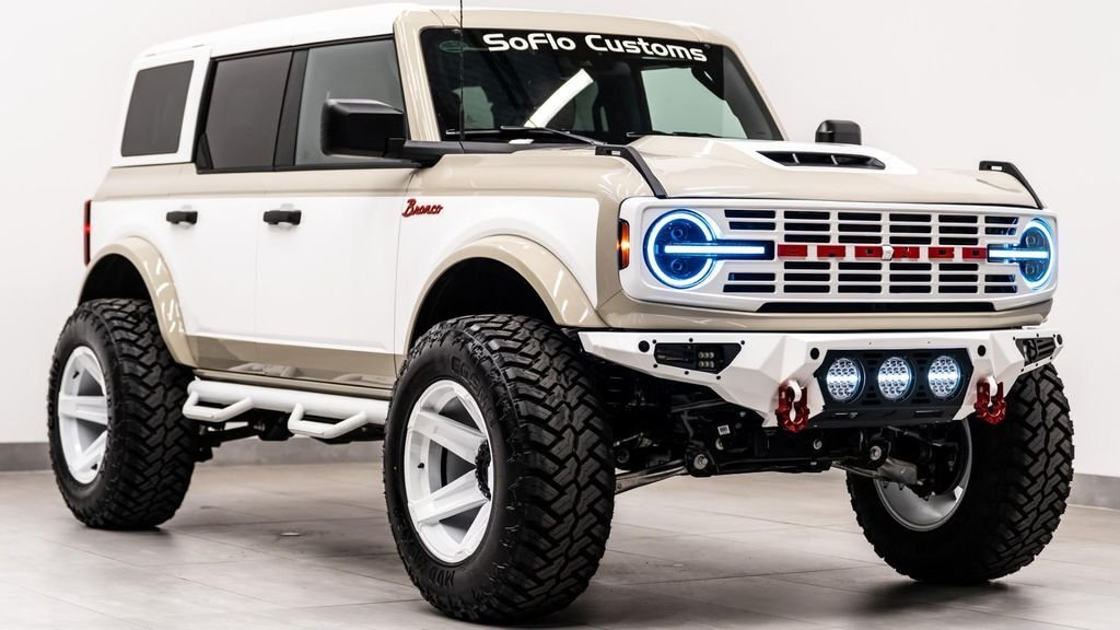 Ford Bronco 4X4 in Fort Lauderdale, FL, United States 4 - 18393340
