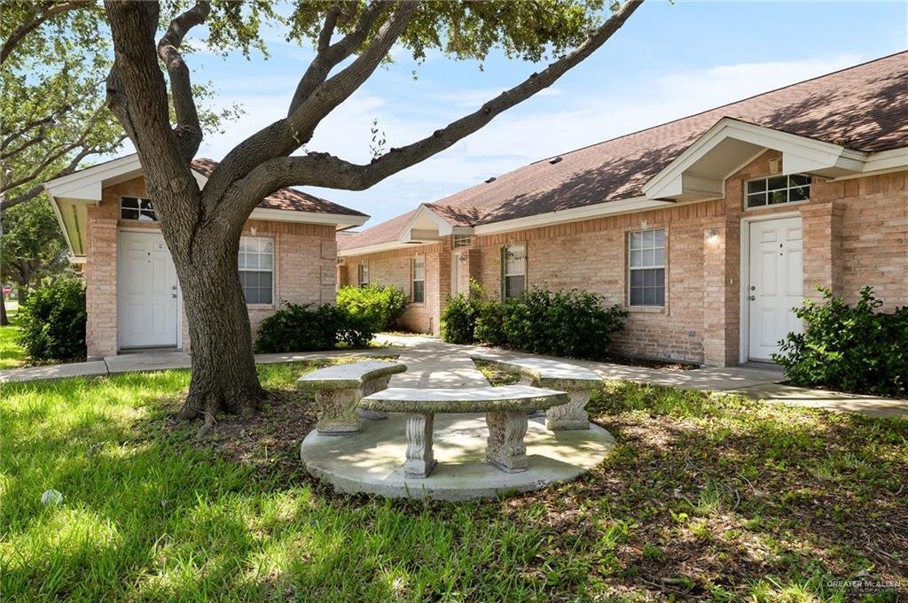 Edinburg, Texas, United States 3 - 18395401