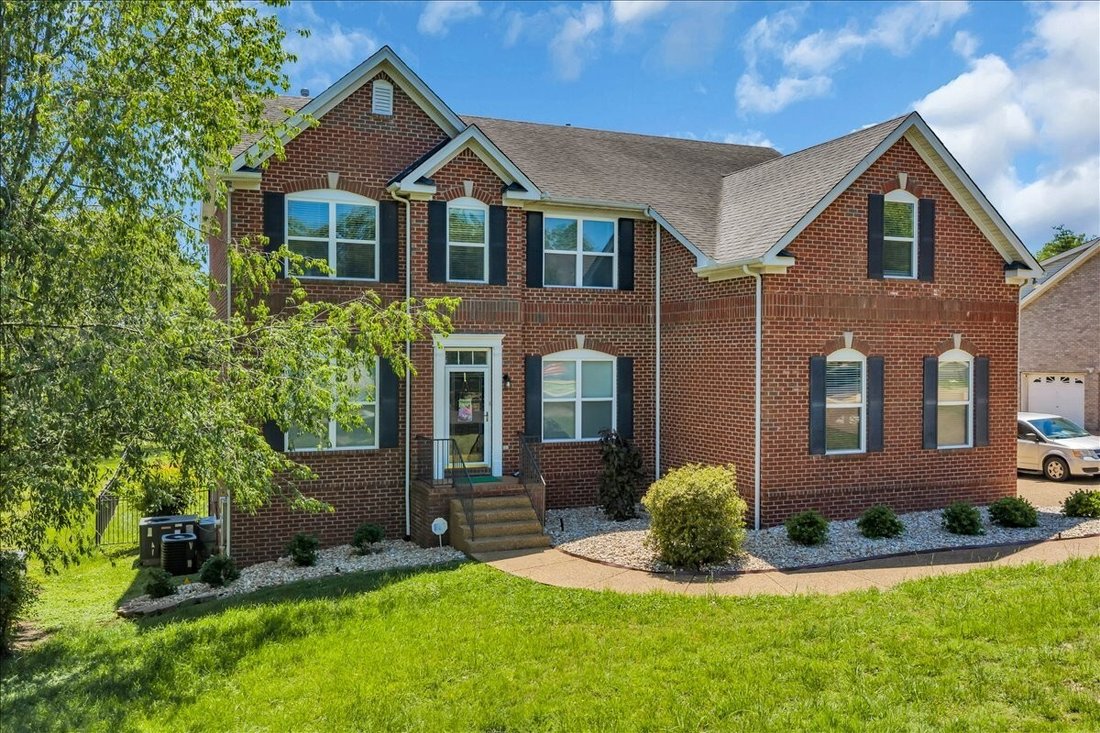 House in Hendersonville, Tennessee, United States 3 - 18396443
