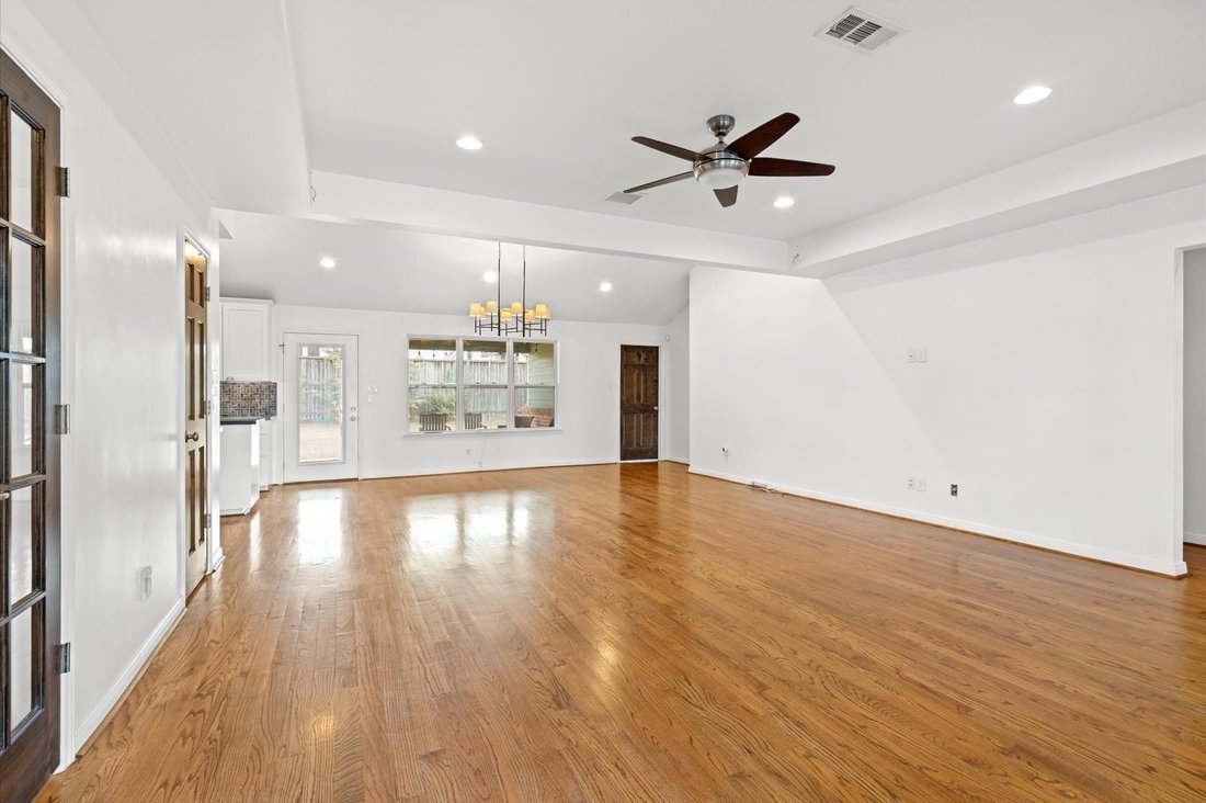 House in Houston, Texas, United States 4 - 18396192
