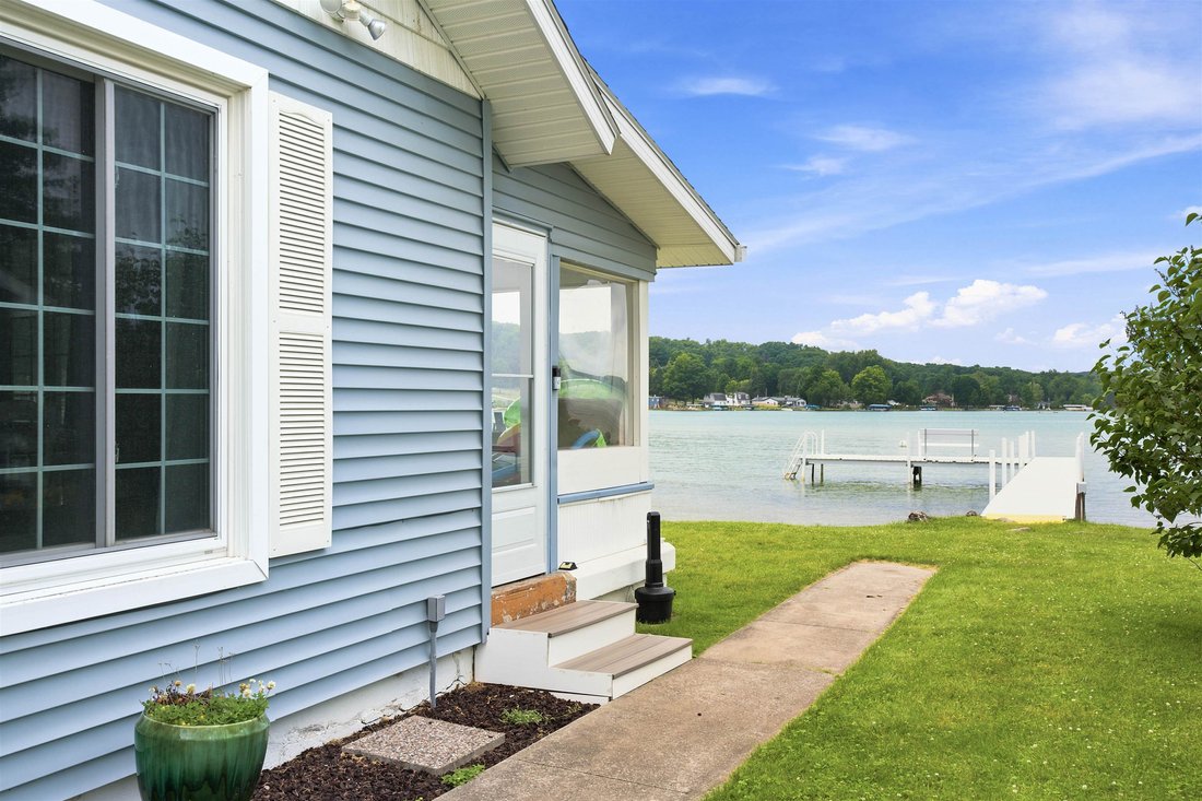 House in Rapid City, Michigan, United States 5 - 18395951