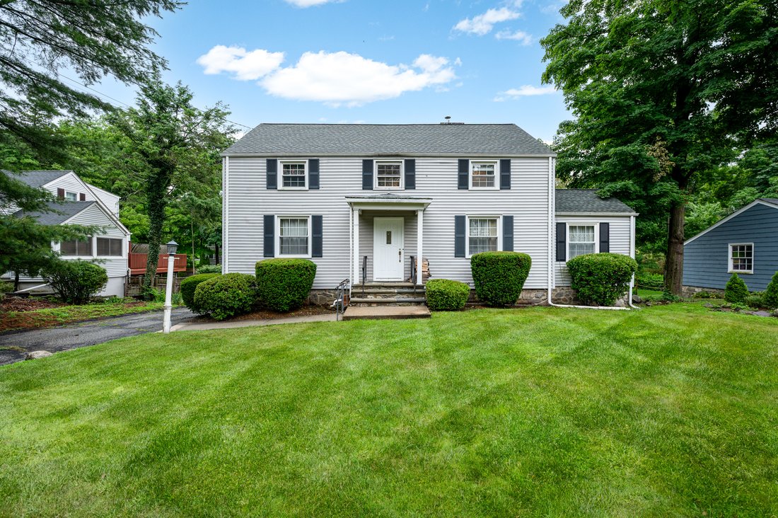 House in Stamford, Connecticut, United States 2 - 18390193