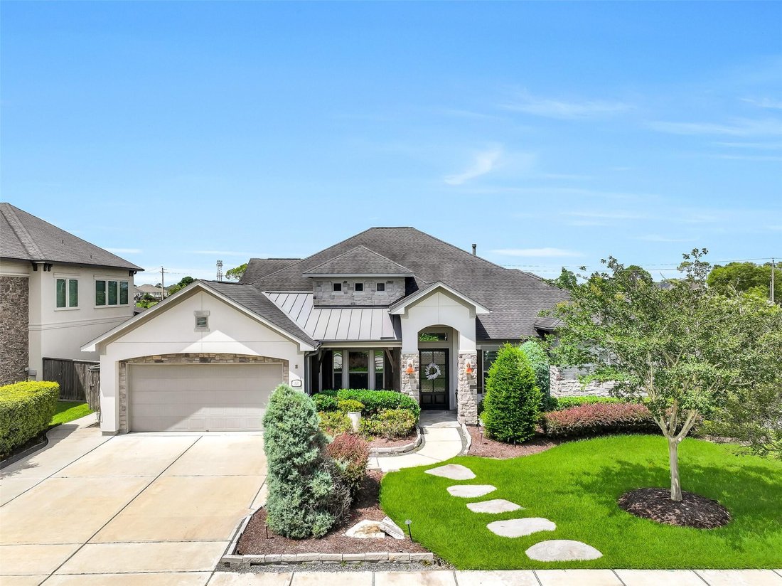 House in Friendswood, Texas, United States 1 - 18396143