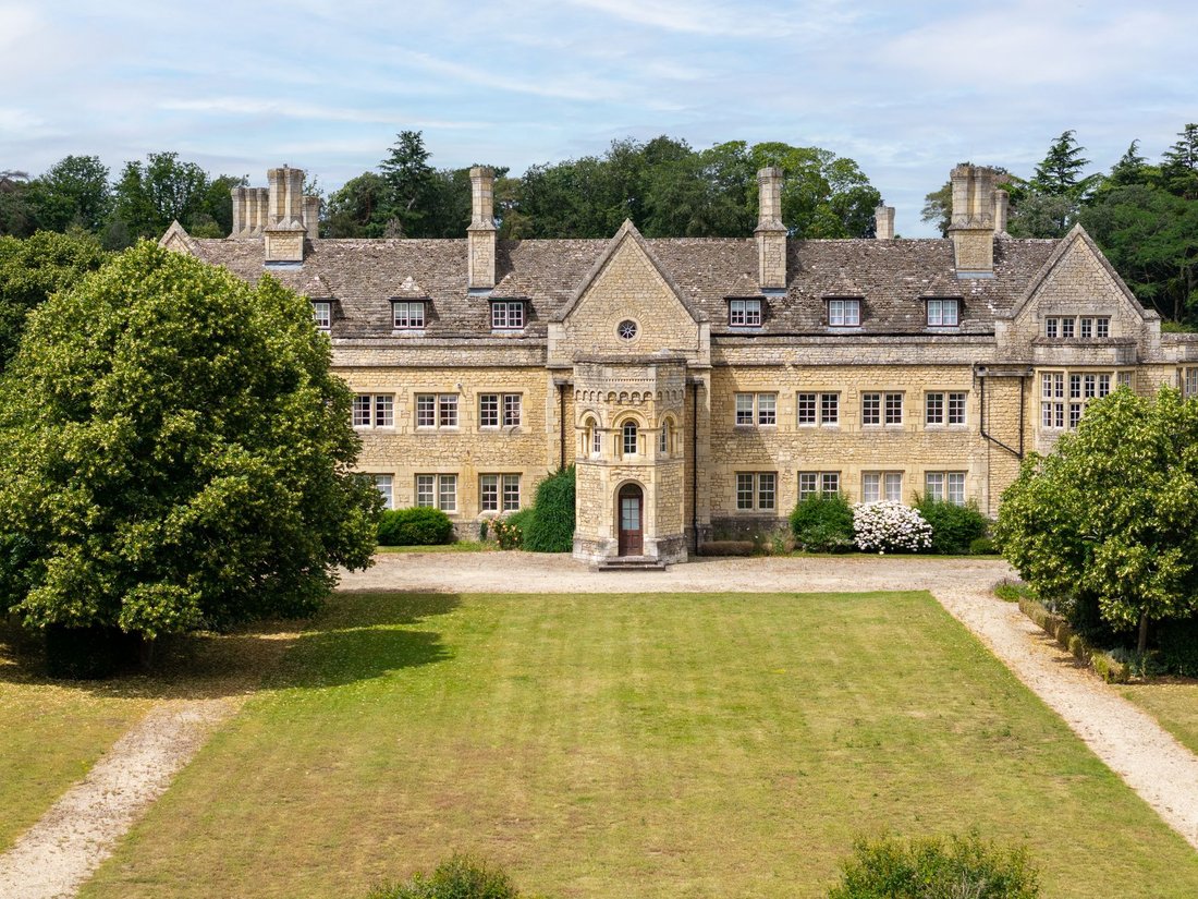 Apartment in Besford, England 2 - 18390532