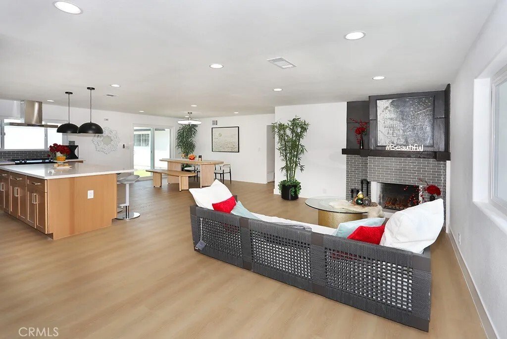 Condo in Garden Grove, California, United States 5 - 18392254