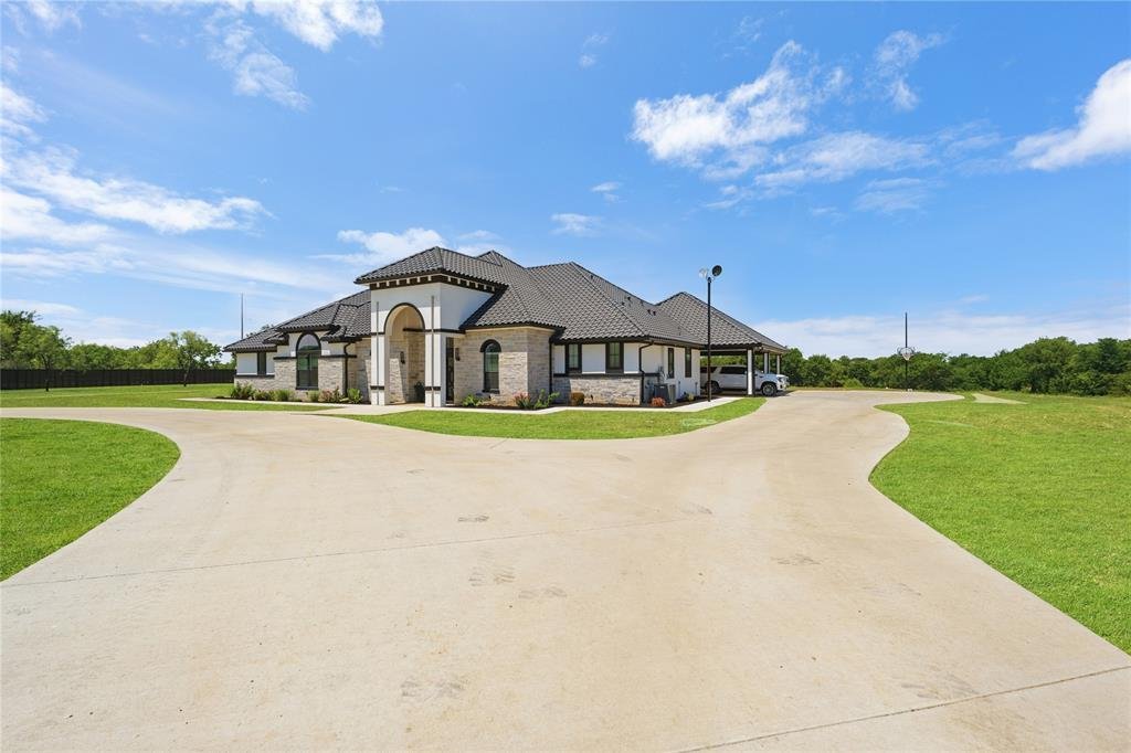 House in Sanger, Texas, United States 5 - 18396360