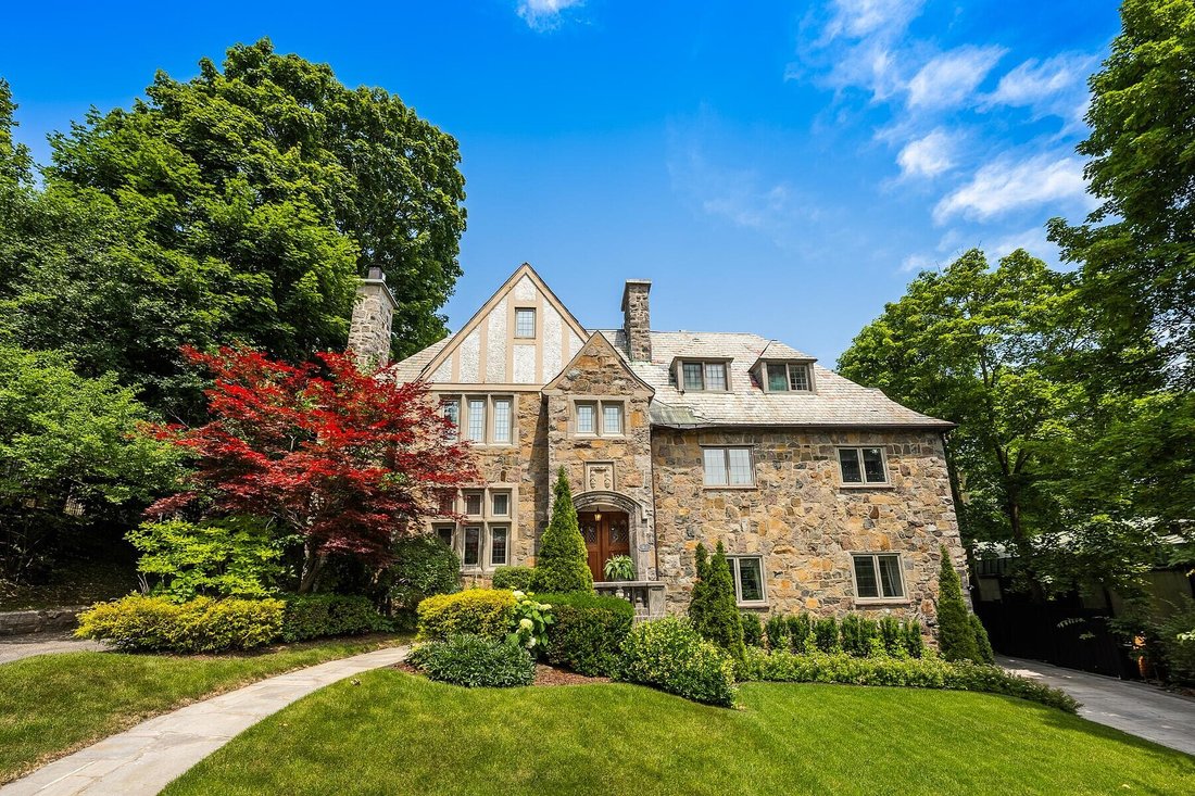 House in Westmount, Quebec, Canada 1 - 18396678