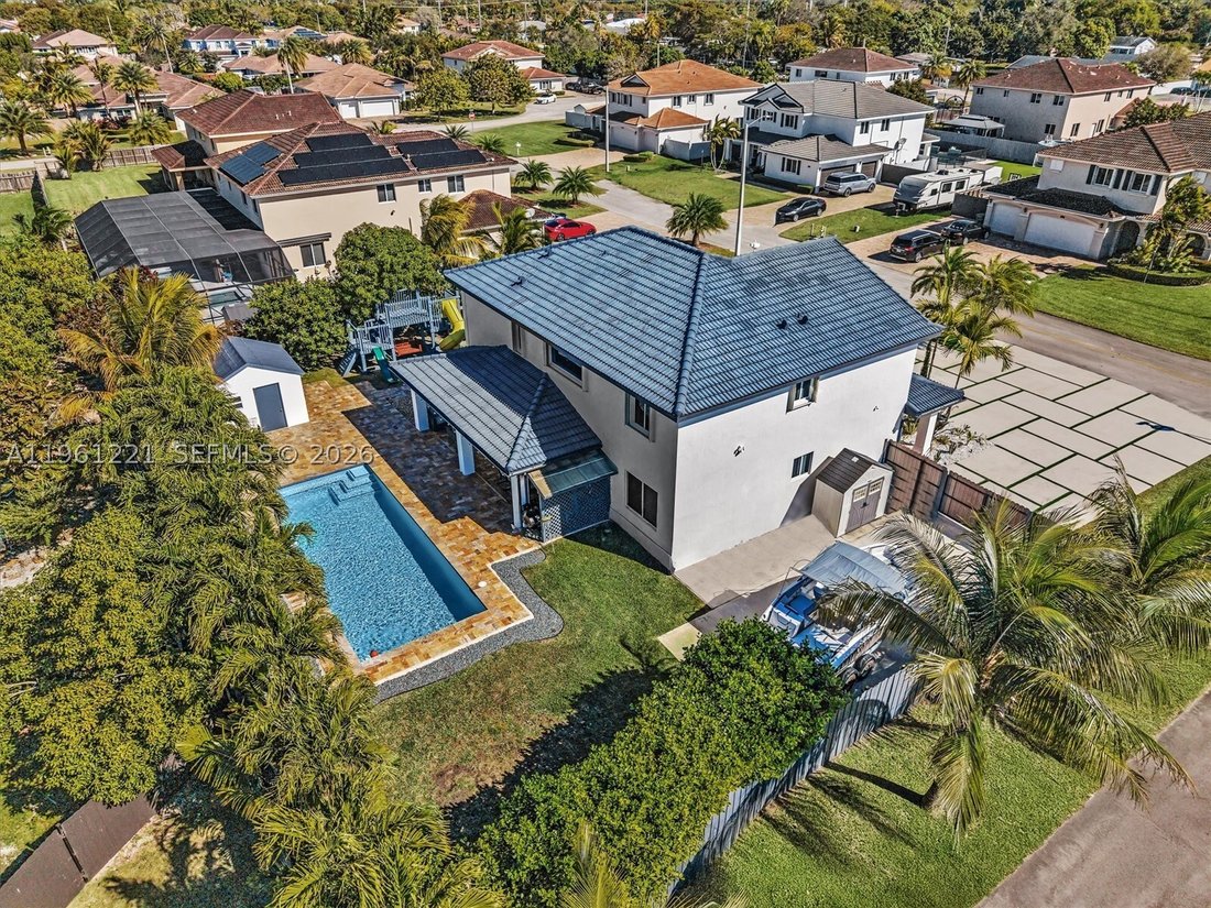 House in Miami, Florida, United States 2 - 17128057